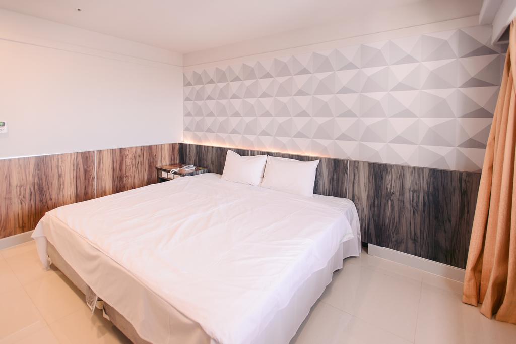 Kiwi-Taichung Station Branch 1 Hotel Екстериор снимка