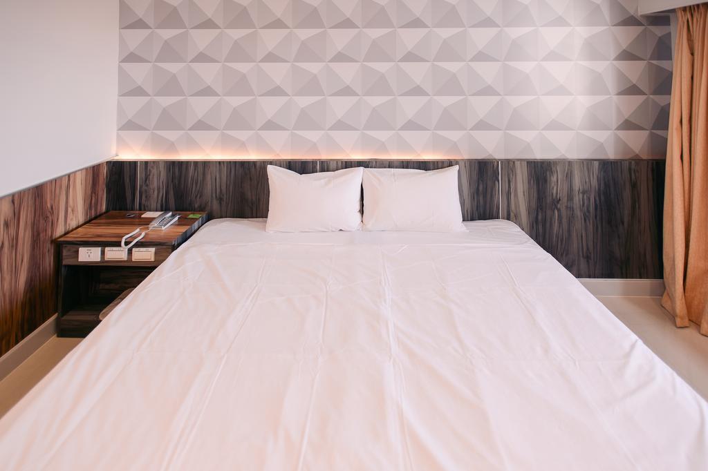 Kiwi-Taichung Station Branch 1 Hotel Екстериор снимка