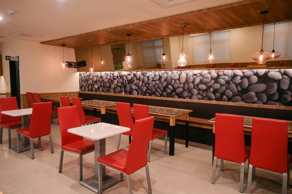 Kiwi-Taichung Station Branch 1 Hotel Екстериор снимка